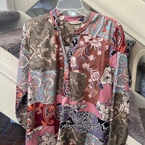 Soft Surrounfings artsy spring tunic M